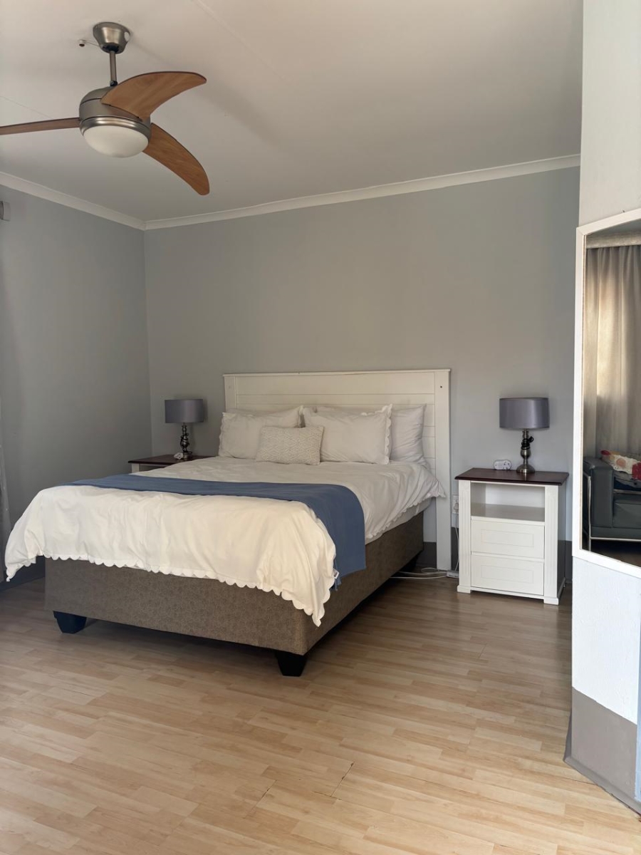 8 Bedroom Property for Sale in Rustenburg Rural North West
